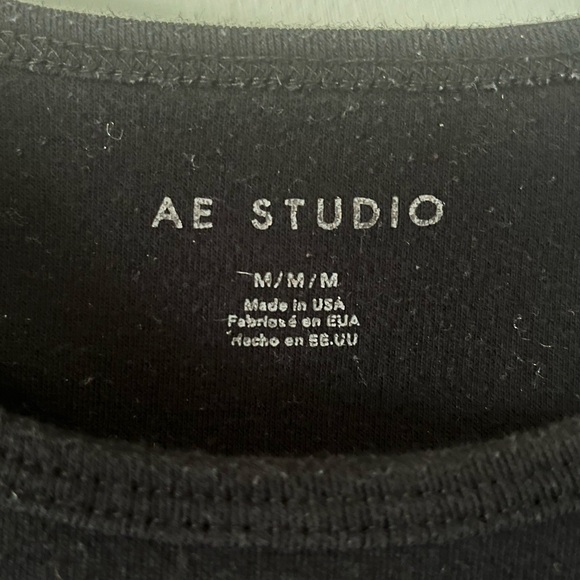 American Eagle Black Lace Crop Top - Picture 3 of 3